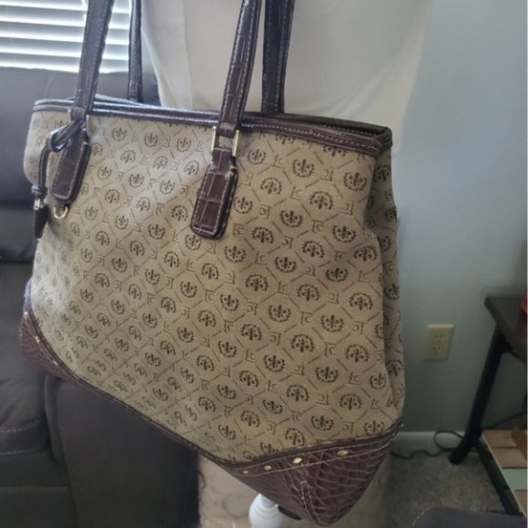 Liz Claiborne handbag/purse, very clean - Picture 2 of 13